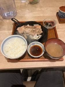 豚ステーキ 十一 志免店