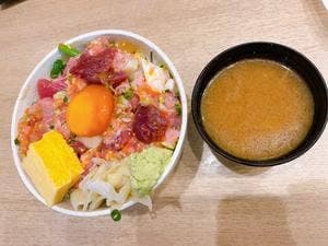 海鮮どんぶり処 心
