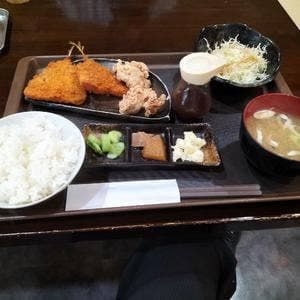 徳永肉酒場 本店