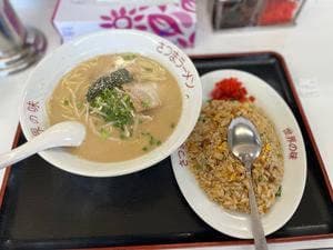 さつまラーメン東広島店中華食堂