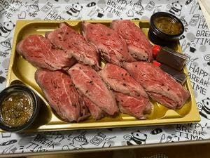 金獅子精肉店
