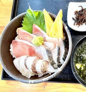 真鶴 魚座