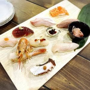 海鮮市場おかだ