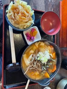 甲州ほうとう 小作 諏訪インター前店