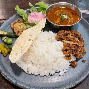 カレー屋サーカス