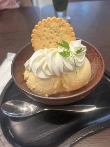 Calme Cafe Cavalier 上本町店