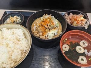 ゆで太郎/もつ次郎 横浜中田東店