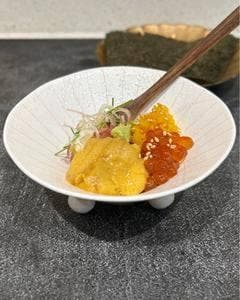 神楽坂 鮨 弥栄