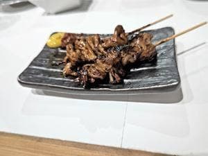 新橋もつやきスタンド 青二才本店