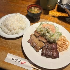 ステーキハウス トライ 肥後橋店
