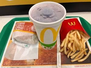 マクドナルド 有明パークビル店