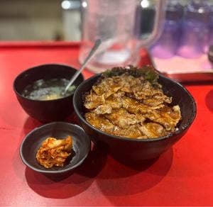 焼肉丼 十番 三宮店