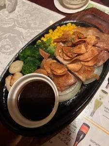にんにく料理&BAR SheHer's 川崎仲見世通り店