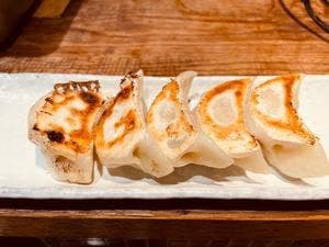 あご出汁餃子ゆでタンさんじ今泉店