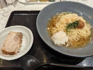 冷麺ちゅるん