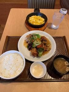 ガスト 高田馬場駅前店