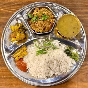 ダルバート食堂