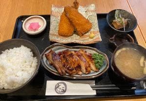 七伍