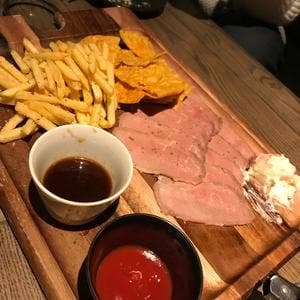 Dining the HAT 岐阜駅前店