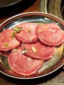焼肉酒場 新世界綾瀬店