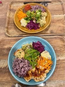 パセリ×タニタカフェ ヘルシースパサンロード店