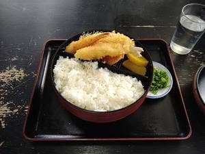 びっくりうどん 天ツネ