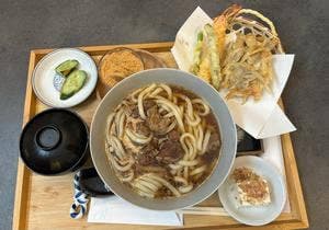 肉うどん 縄や