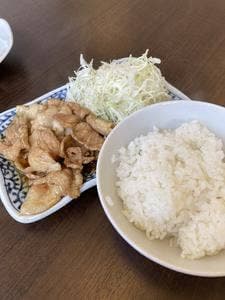 なお井