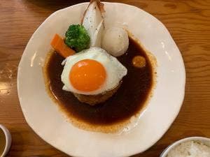 ハンバーグ食堂 榎本よしひろ商店