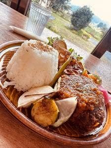 Cafe 鎮守