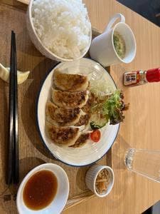 博多餃子工房 たね屋