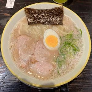 久留米 大砲ラーメン 天神今泉店