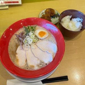 鶏白湯そば うちだ