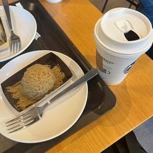 スターバックス コーヒー 新大久保駅店