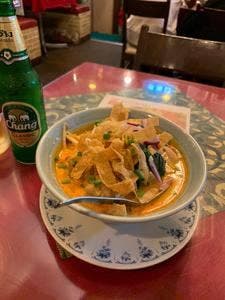タイ料理 タワン・タイ