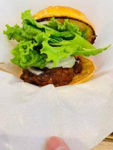 フレッシュネスバーガー 新宿3丁目店