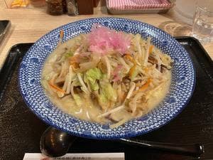 じげもんちゃんぽん 新宿西口大ガード店