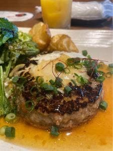 Hamburg Steak North Continent 宮の森本店