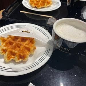 ピアーズカフェ 等々力店