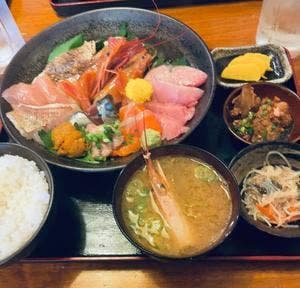 呑み食い処 なぶら