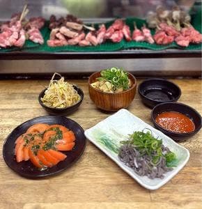 神戸マッスルホルモン