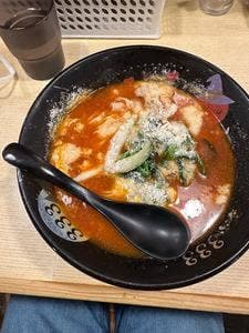 元祖トマトラーメン 三味 キャナルシティ博多ラーメンスタジアム店