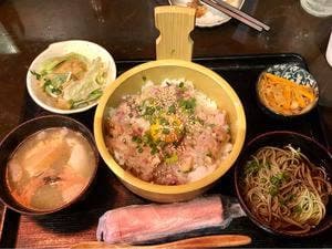 三年目の島丈八