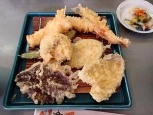 楽ちゃん 港本店