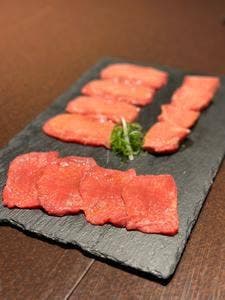 焼肉 六六六
