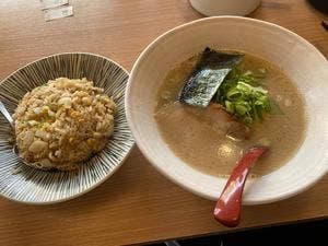 真麺 武蔵 津福店