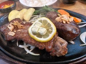 グリル上坂 学園