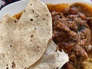 ヘラディワ カレー