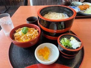 季の屋四国中央店