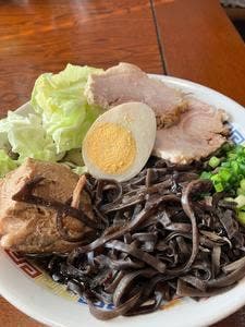 ラーメン 育元 吉見店